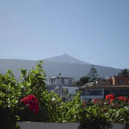 Chinyero Apartment *